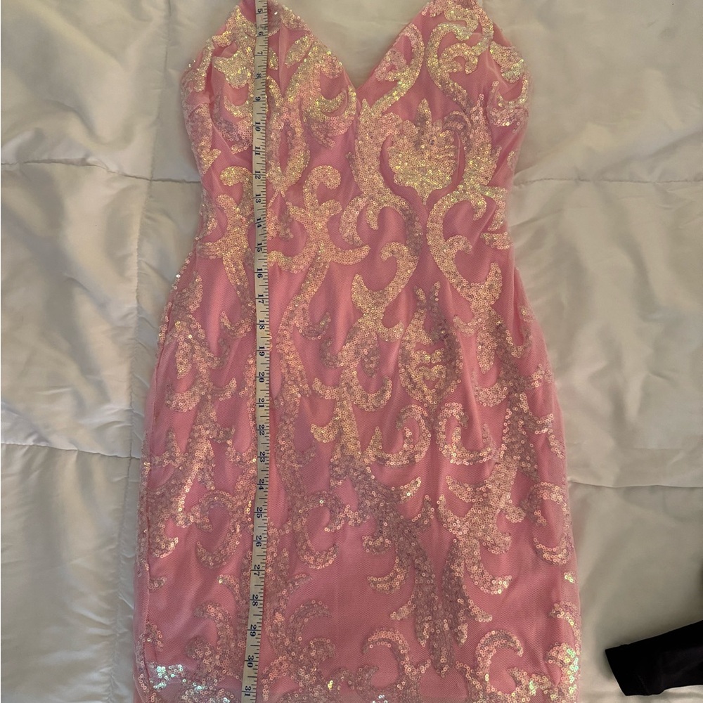 Windsor Pink and Gold Bodycon Mini Dress Sweetheart Neckline